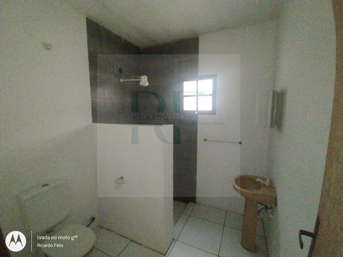 Casa à venda com 2 quartos, 360m² - Foto 7