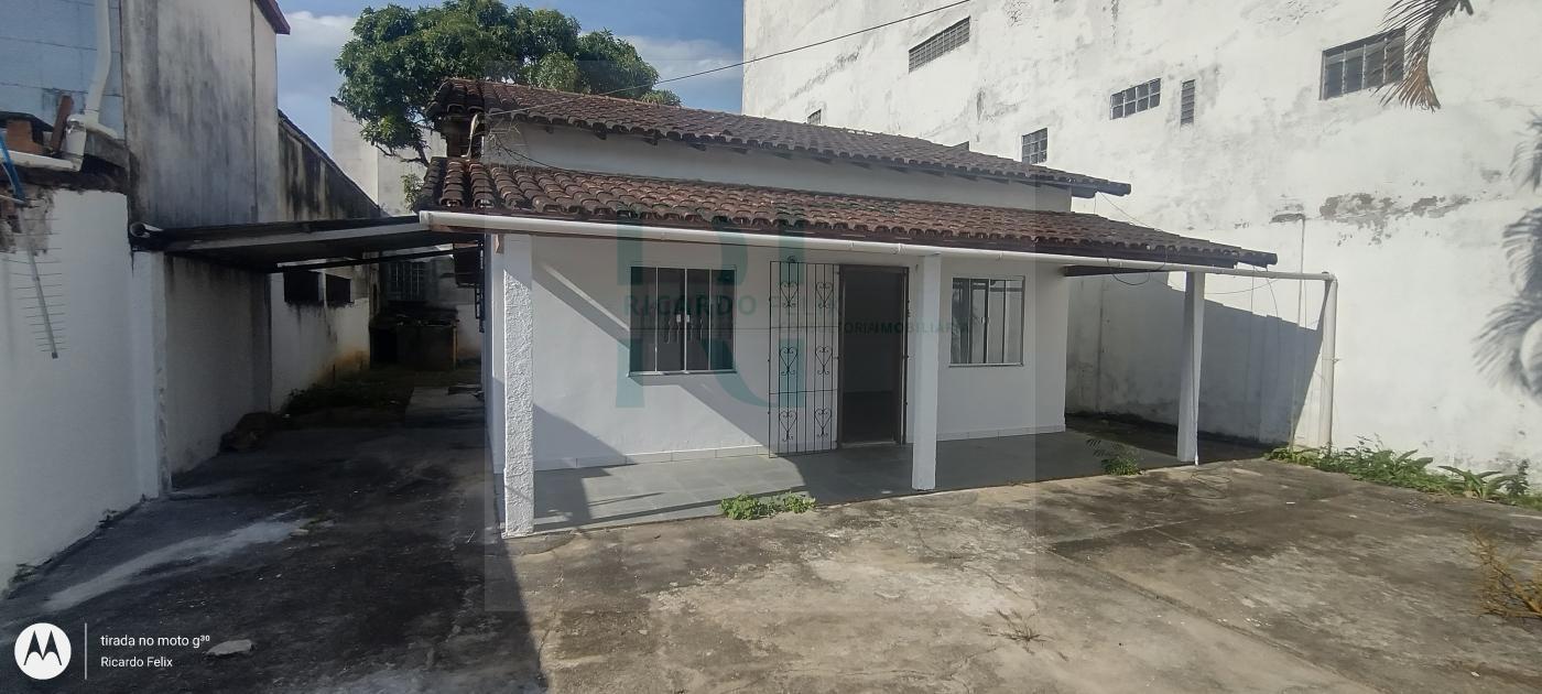 Casa à venda com 2 quartos, 360m² - Foto 12