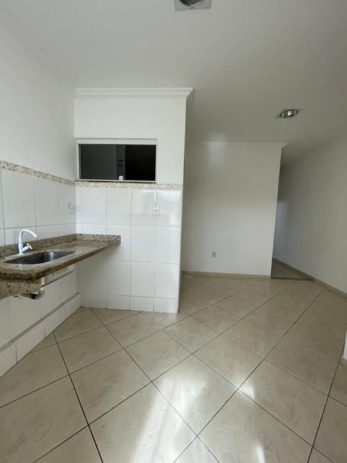 Apartamento à venda com 2 quartos, 55m² - Foto 2