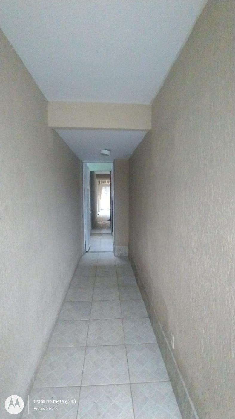 Casa à venda com 3 quartos, 225m² - Foto 13