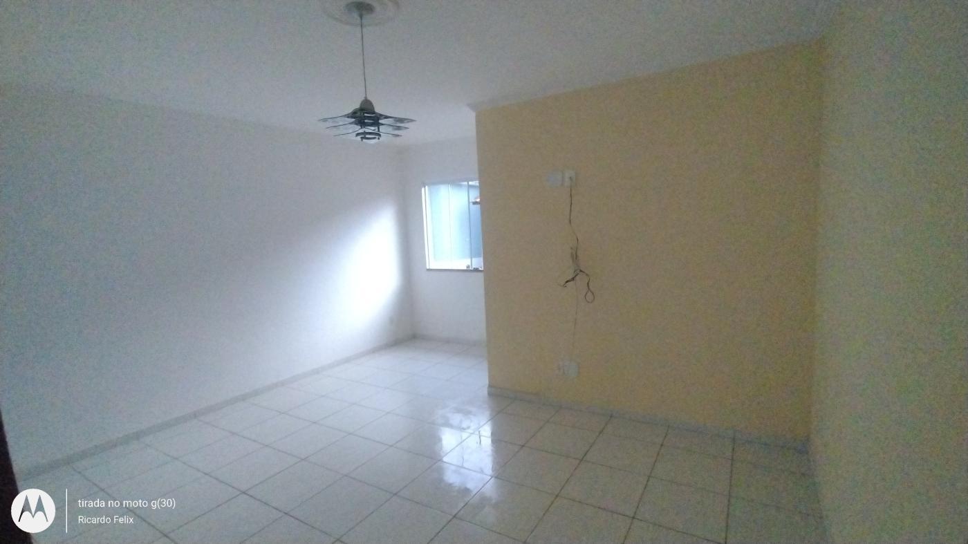 Casa à venda com 3 quartos, 225m² - Foto 16