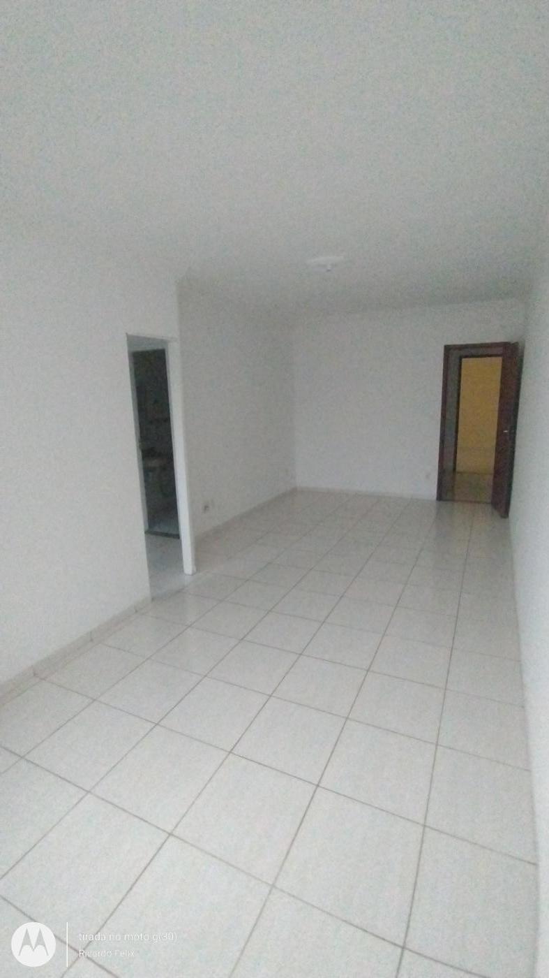 Casa à venda com 3 quartos, 225m² - Foto 25