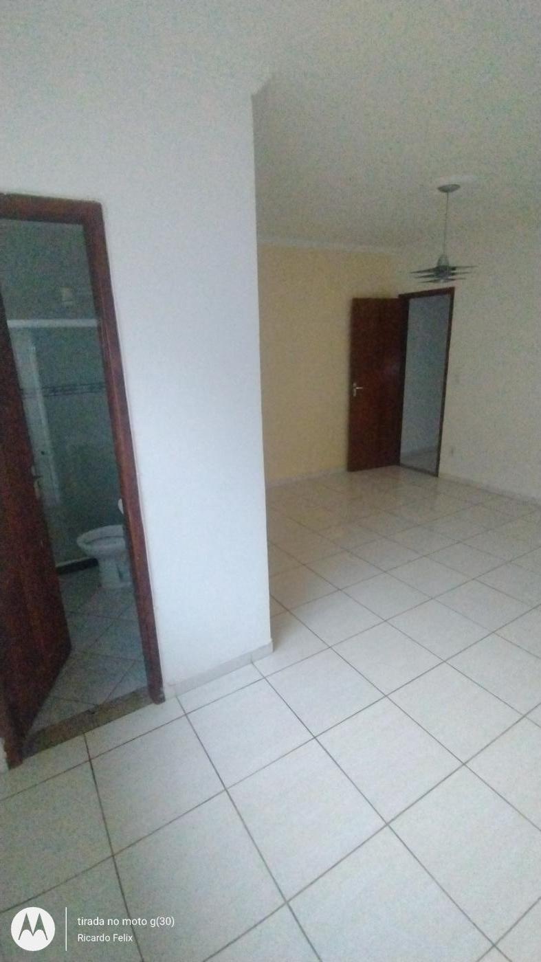 Casa à venda com 3 quartos, 225m² - Foto 29