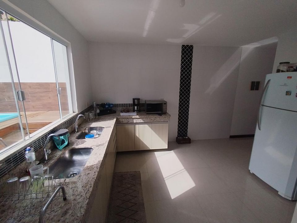 Casa à venda com 2 quartos, 100m² - Foto 9