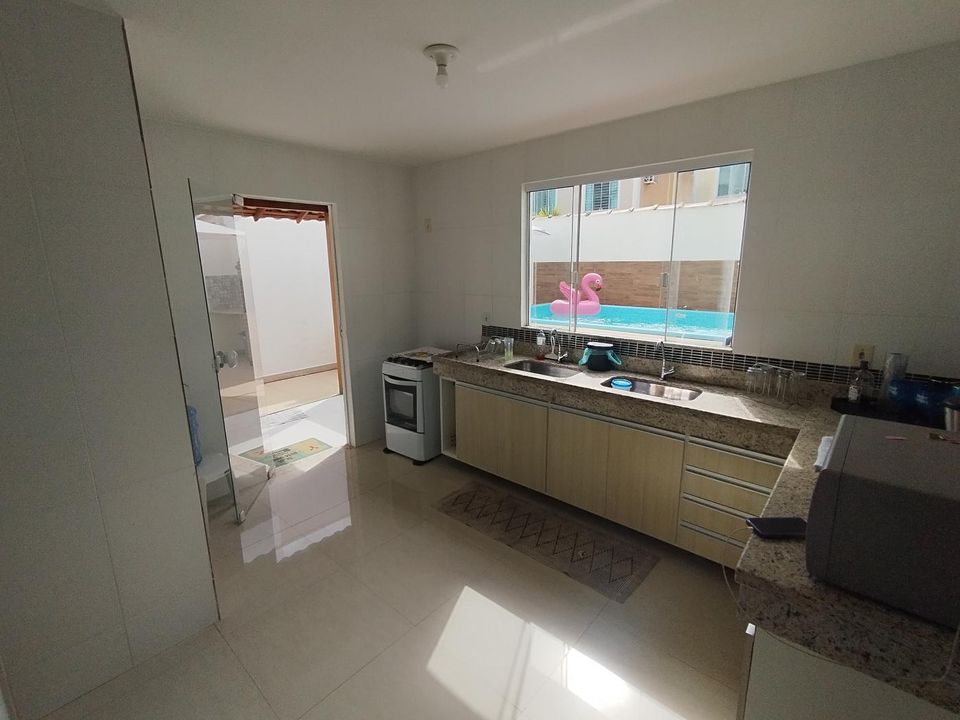 Casa à venda com 2 quartos, 100m² - Foto 10