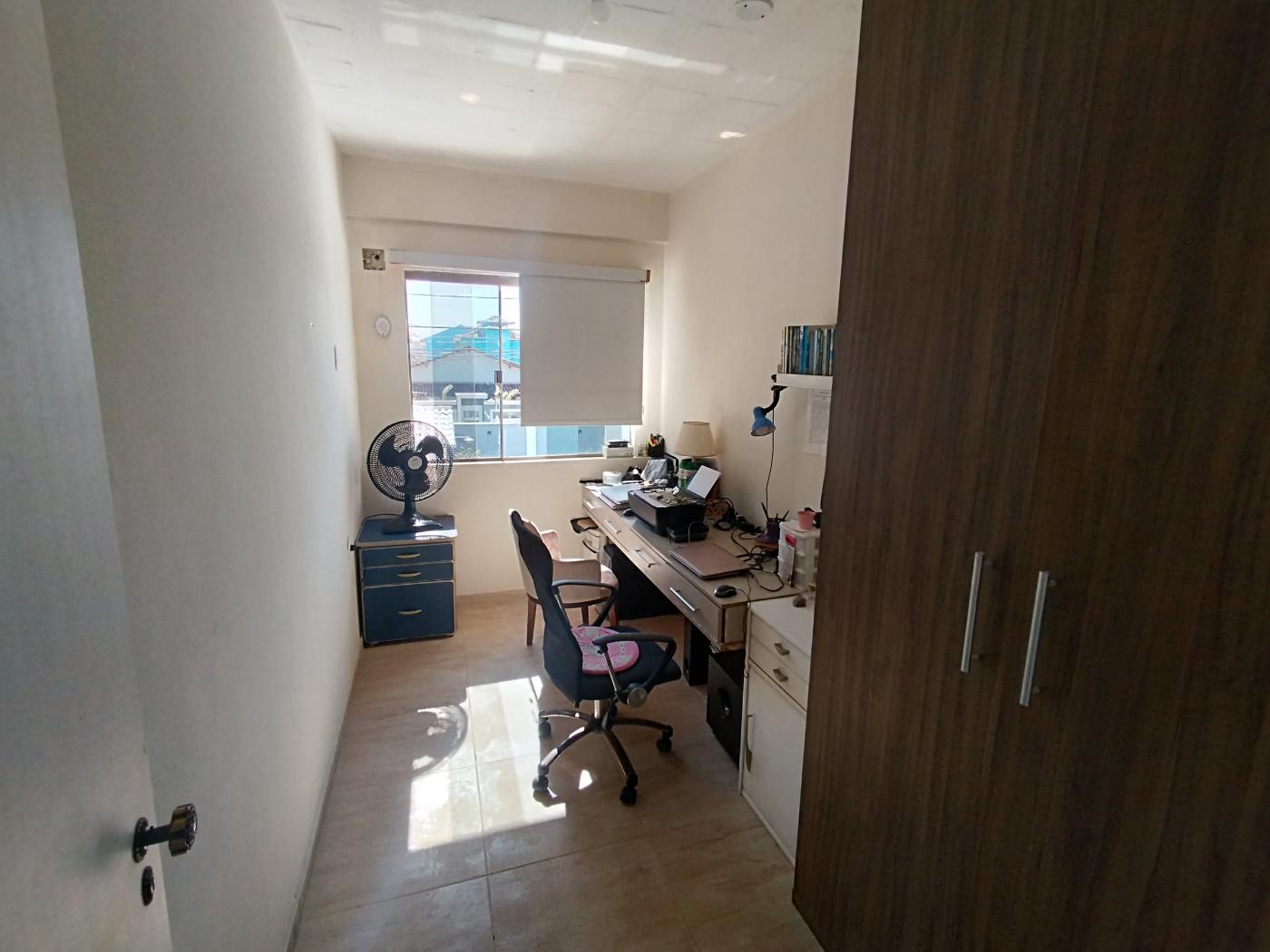 Casa à venda com 4 quartos, 323m² - Foto 26