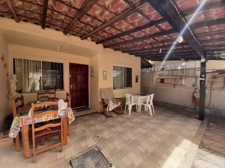 Casa à venda com 2 quartos, 114m² - Foto 2