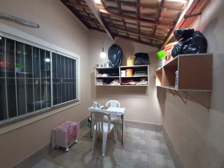 Casa à venda com 2 quartos, 114m² - Foto 3