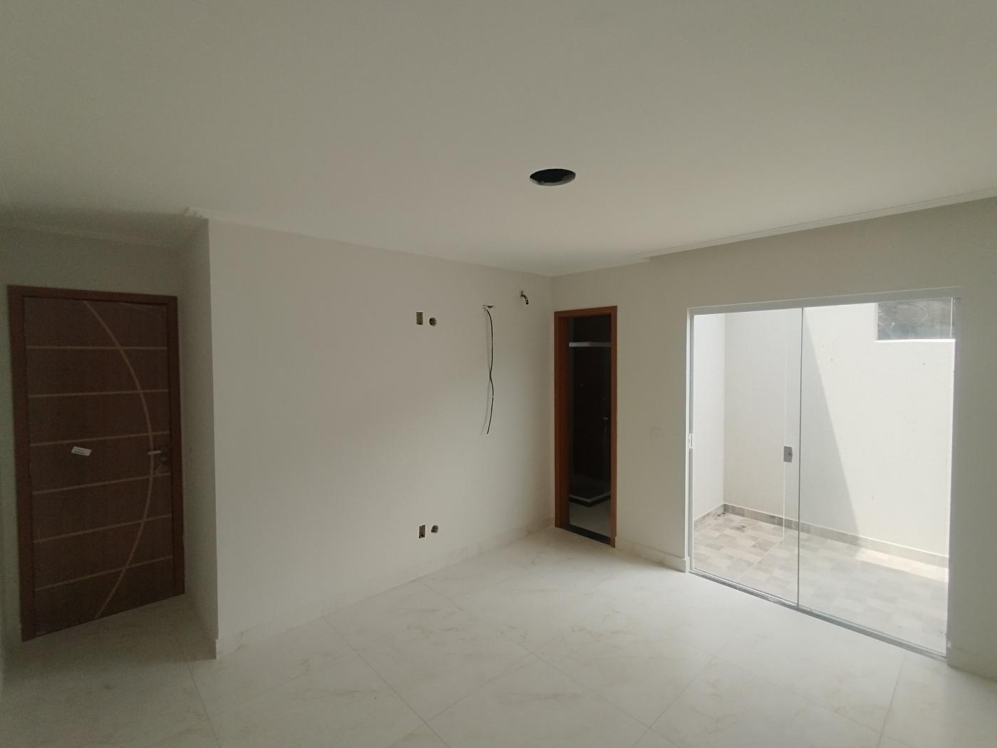 Casa à venda com 2 quartos, 120m² - Foto 11