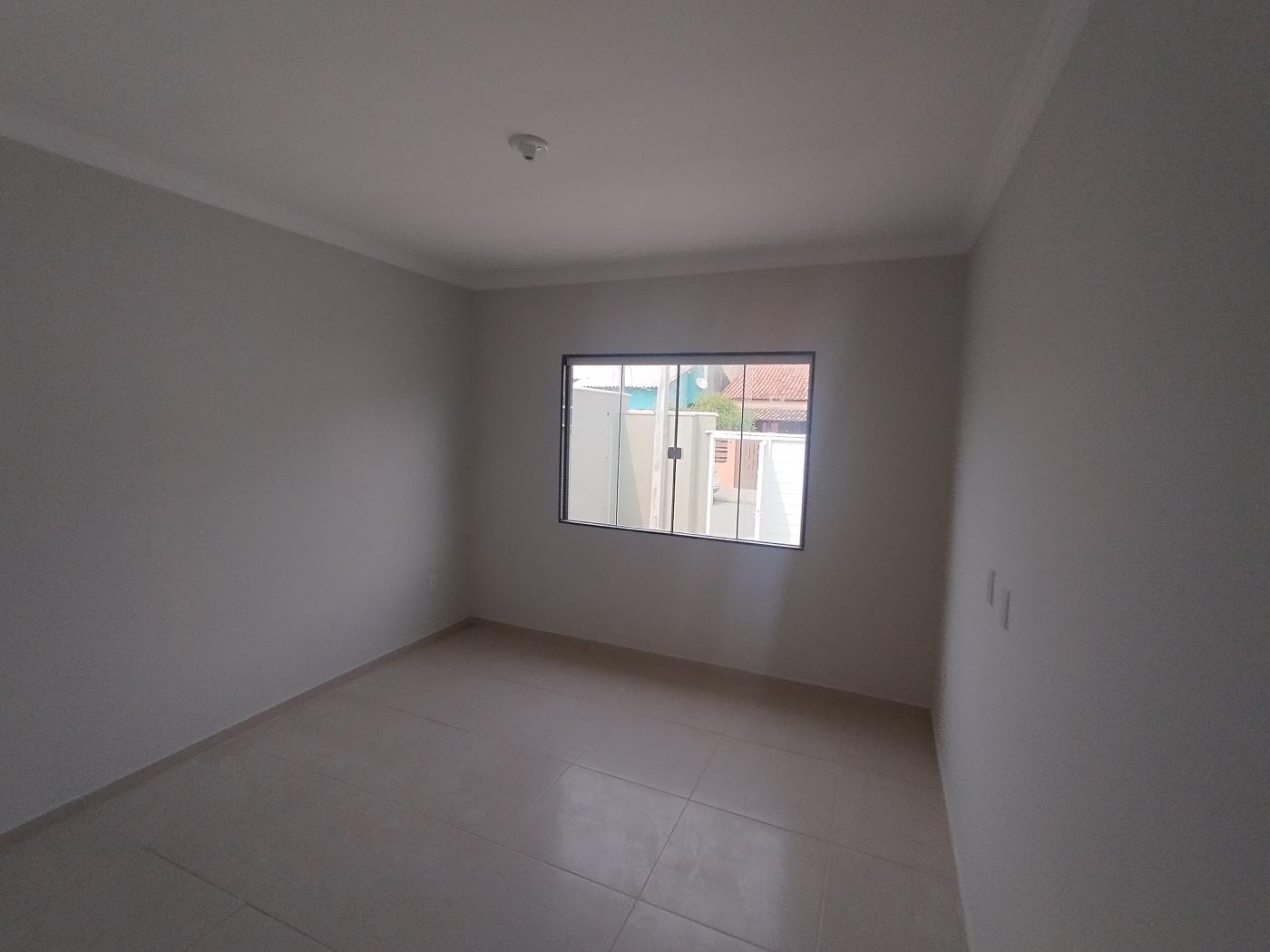 Casa à venda com 2 quartos, 90m² - Foto 4