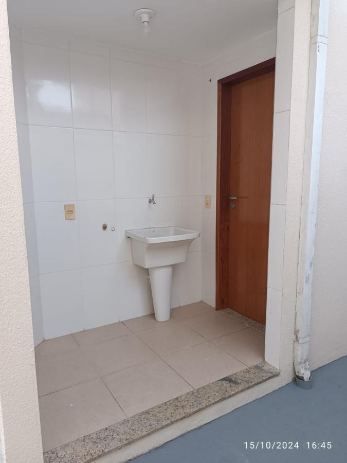 Casa de Condomínio à venda com 2 quartos, 81m² - Foto 4