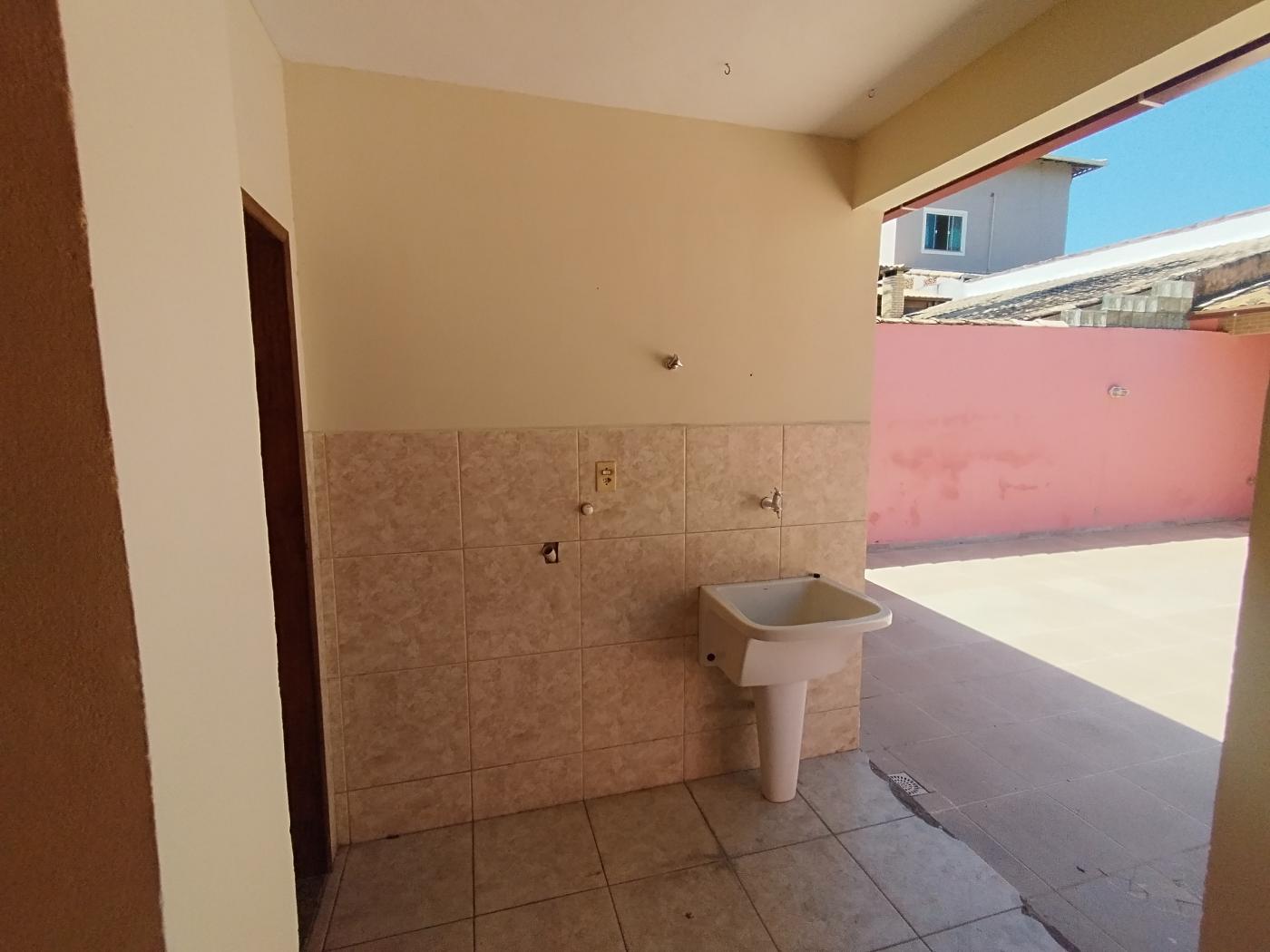 Casa à venda com 3 quartos, 210m² - Foto 8