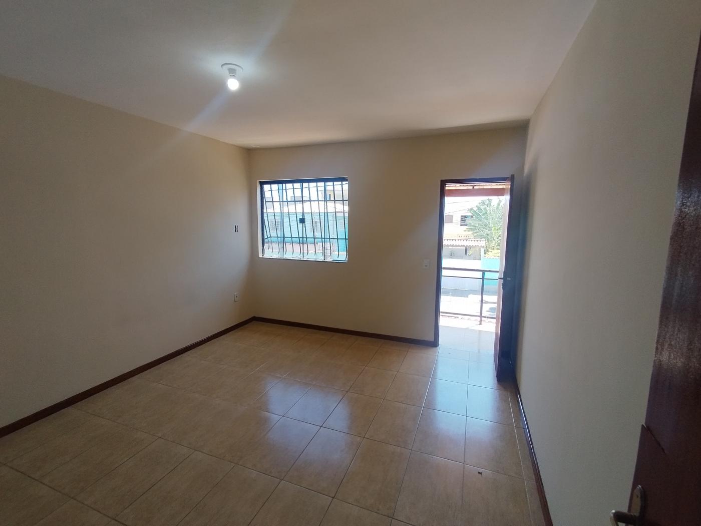 Casa à venda com 3 quartos, 210m² - Foto 18