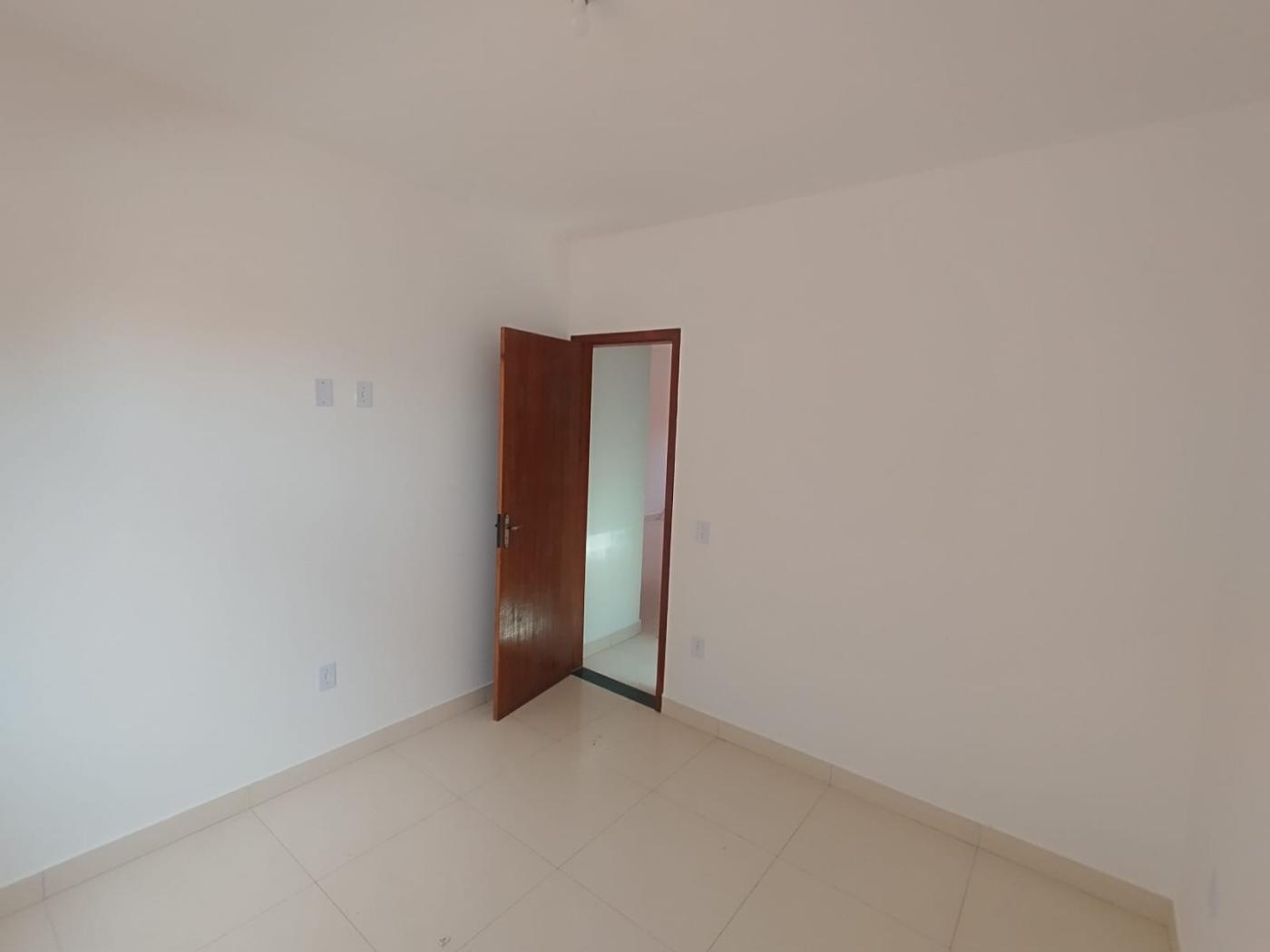 Casa à venda com 2 quartos, 140m² - Foto 11