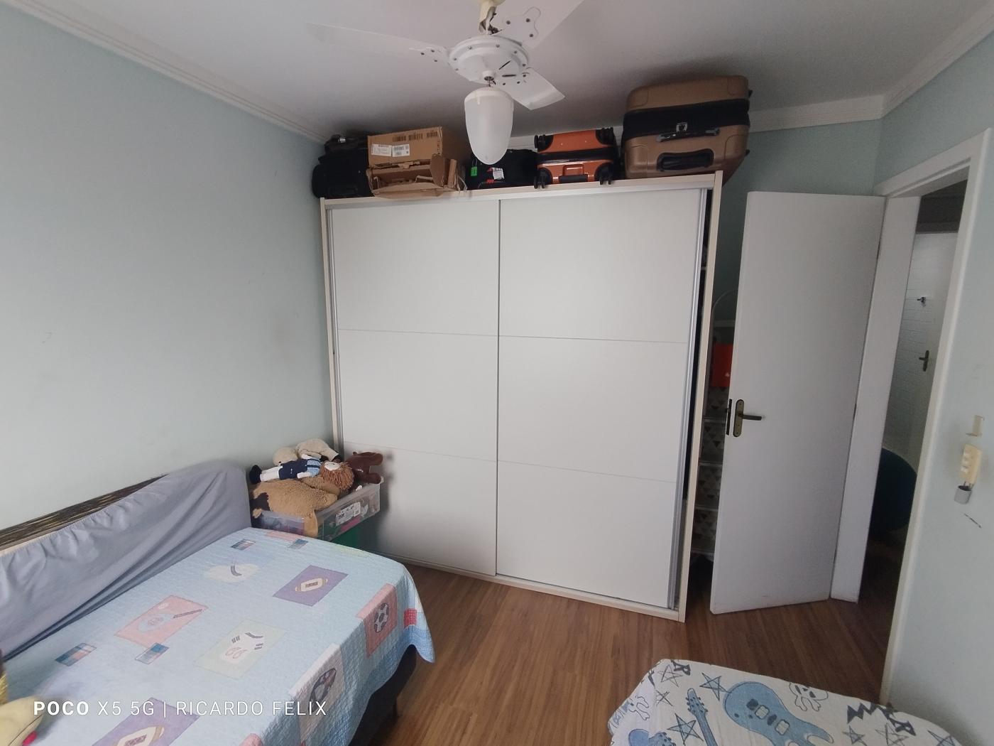 Apartamento à venda com 3 quartos, 90m² - Foto 13