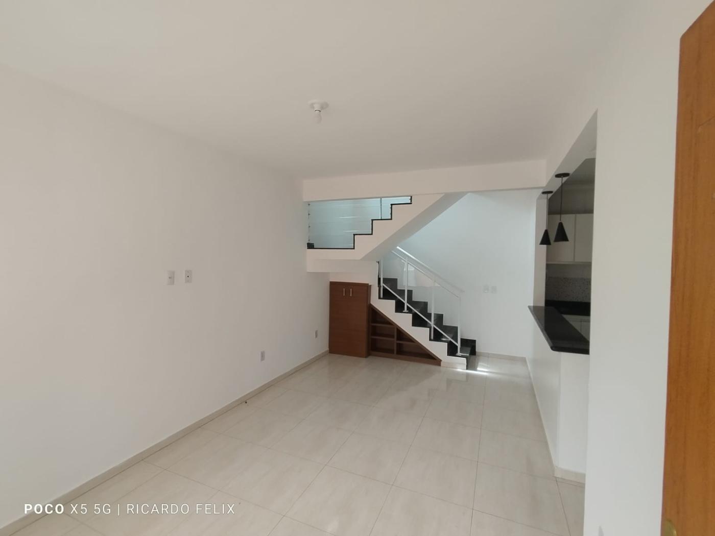 Casa de Condomínio à venda com 3 quartos, 120m² - Foto 4