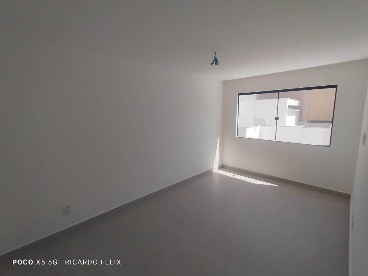 Apartamento à venda com 3 quartos, 97m² - Foto 8