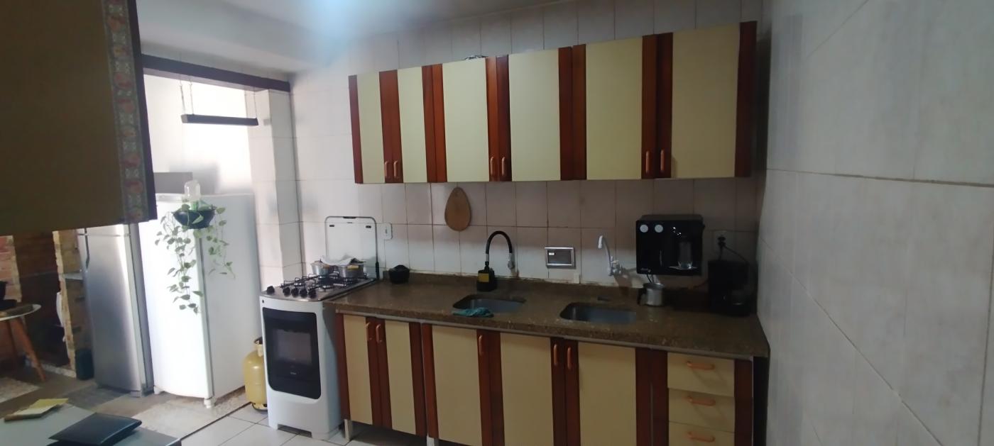 Casa para alugar com 3 quartos, 130m² - Foto 9