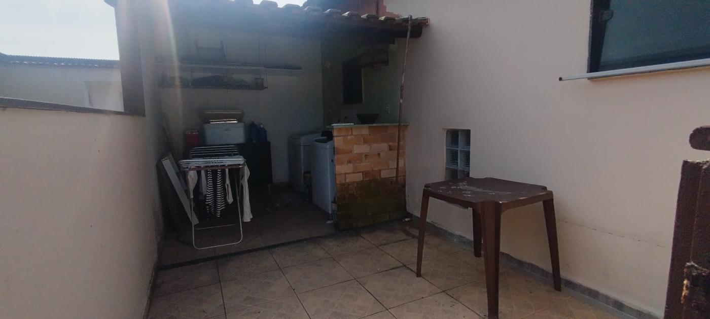 Casa para alugar com 3 quartos, 130m² - Foto 26