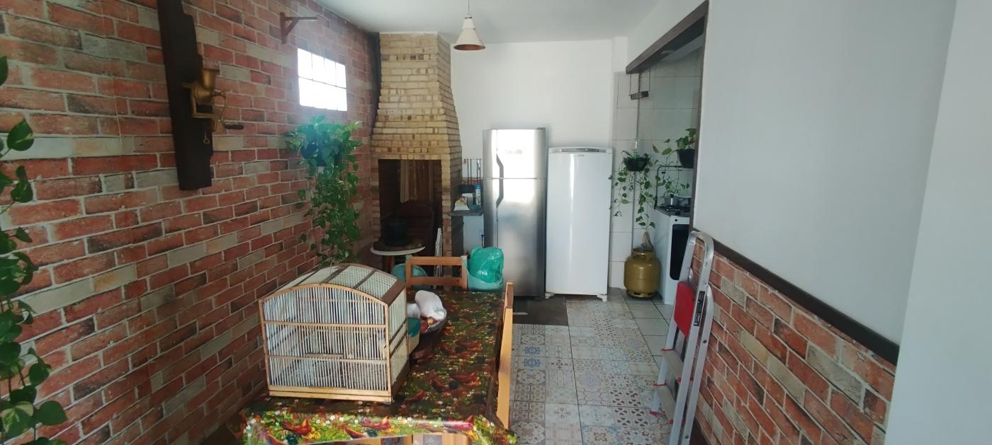 Casa para alugar com 3 quartos, 130m² - Foto 12