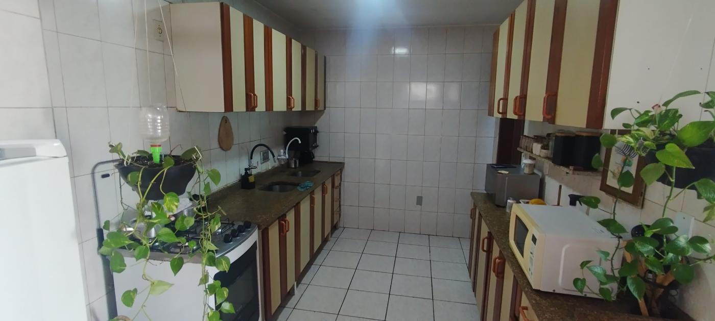 Casa para alugar com 3 quartos, 130m² - Foto 10