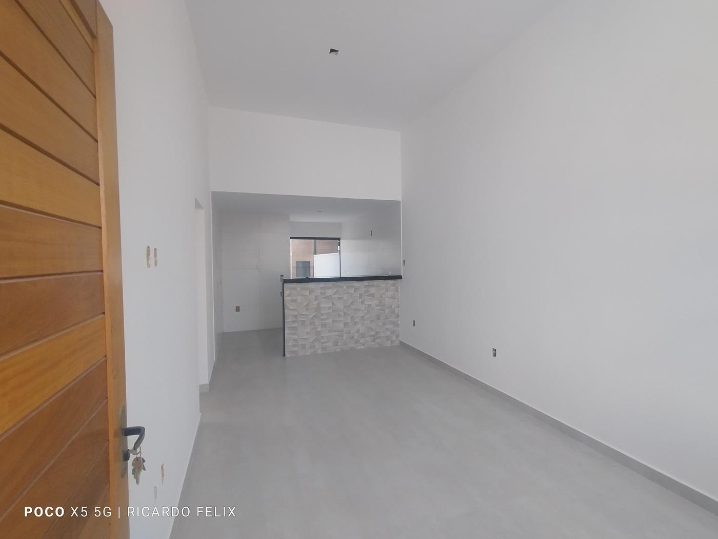 Casa à venda com 3 quartos, 240m² - Foto 4