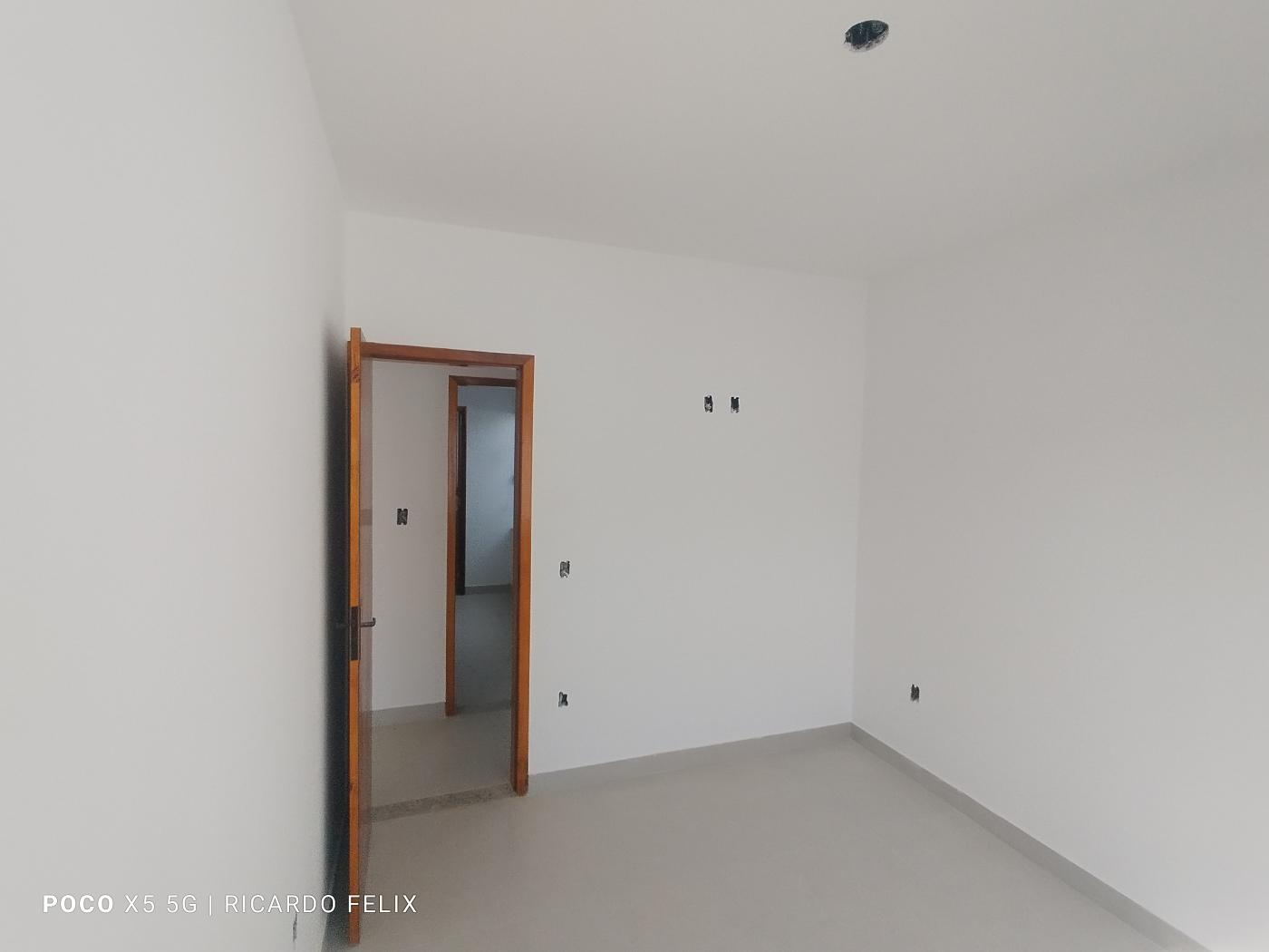 Casa à venda com 3 quartos, 180m² - Foto 10