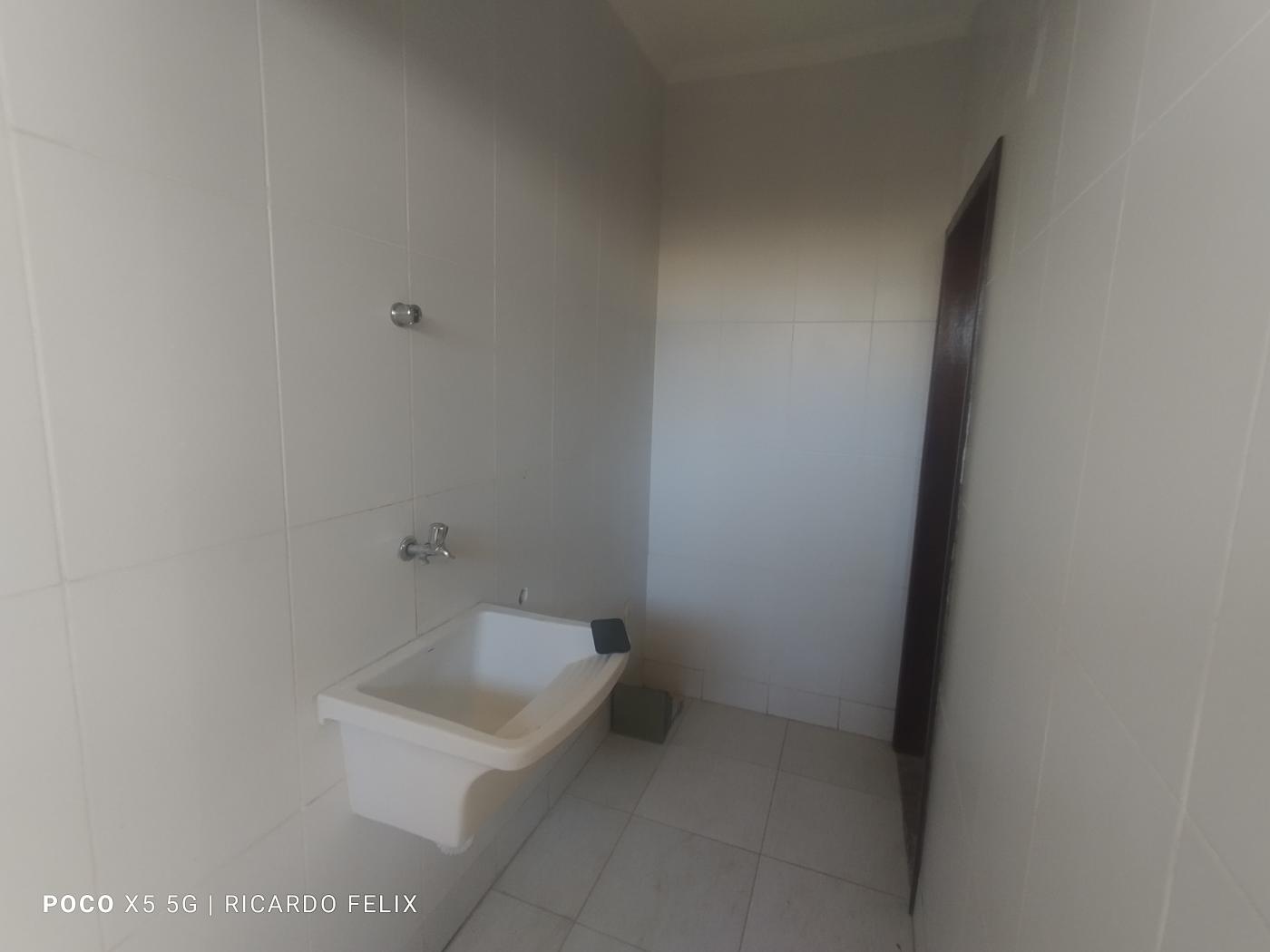 Apartamento para alugar com 2 quartos, 80m² - Foto 15