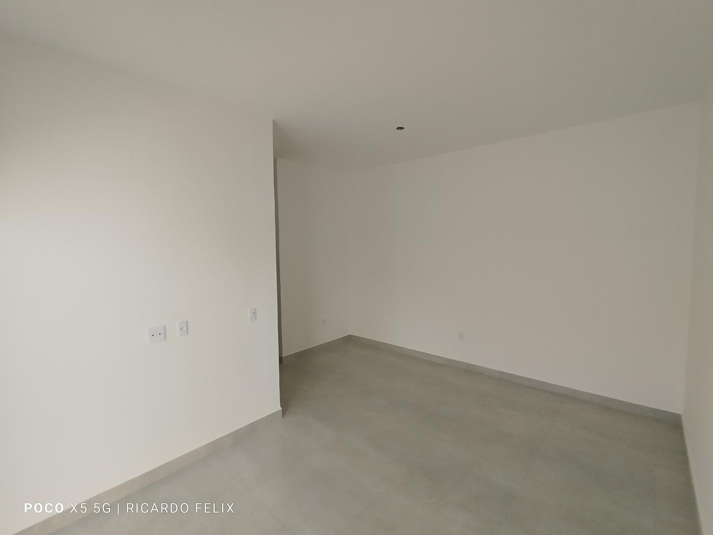 Casa à venda com 3 quartos, 210m² - Foto 20